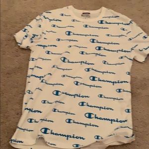 Champion T-shirt